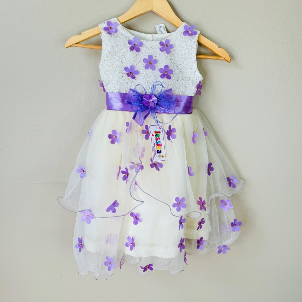 NEW Jessica Dress Formal Party Sleeveless Cream Purple Floral Size 6 Tulle Skirt